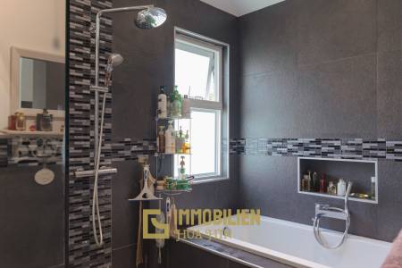 Modern 3 bed pool Villa in Mali Prestige