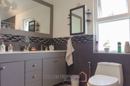 Modern 3 bed pool Villa in Mali Prestige