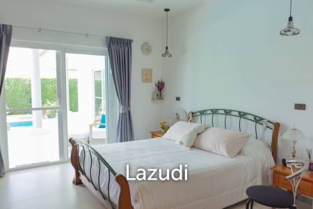Modern 3 bed pool Villa in Mali Prestige