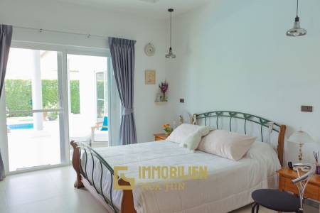 Modern 3 bed pool Villa in Mali Prestige