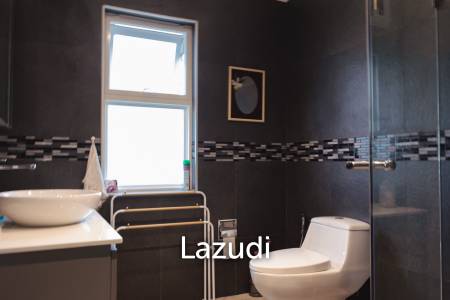 Modern 3 bed pool Villa in Mali Prestige