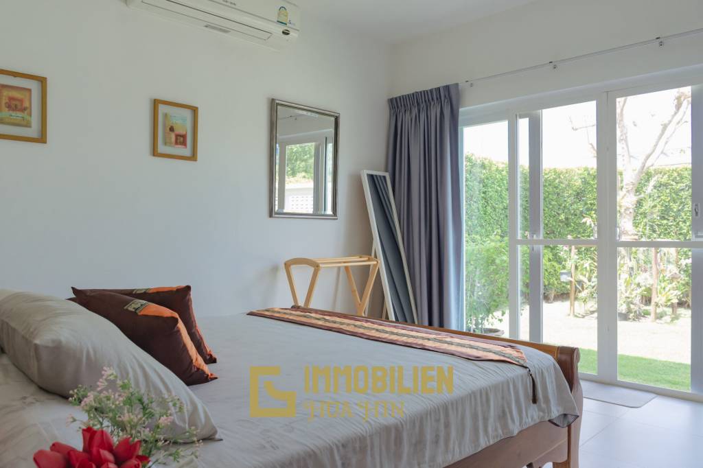 Modern 3 bed pool Villa in Mali Prestige