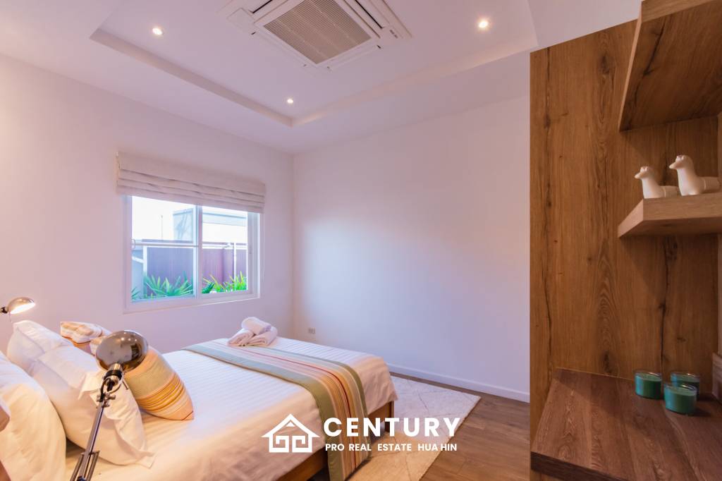 185 sqm pool villa in Mali Bua Thap Tai Hua Hin