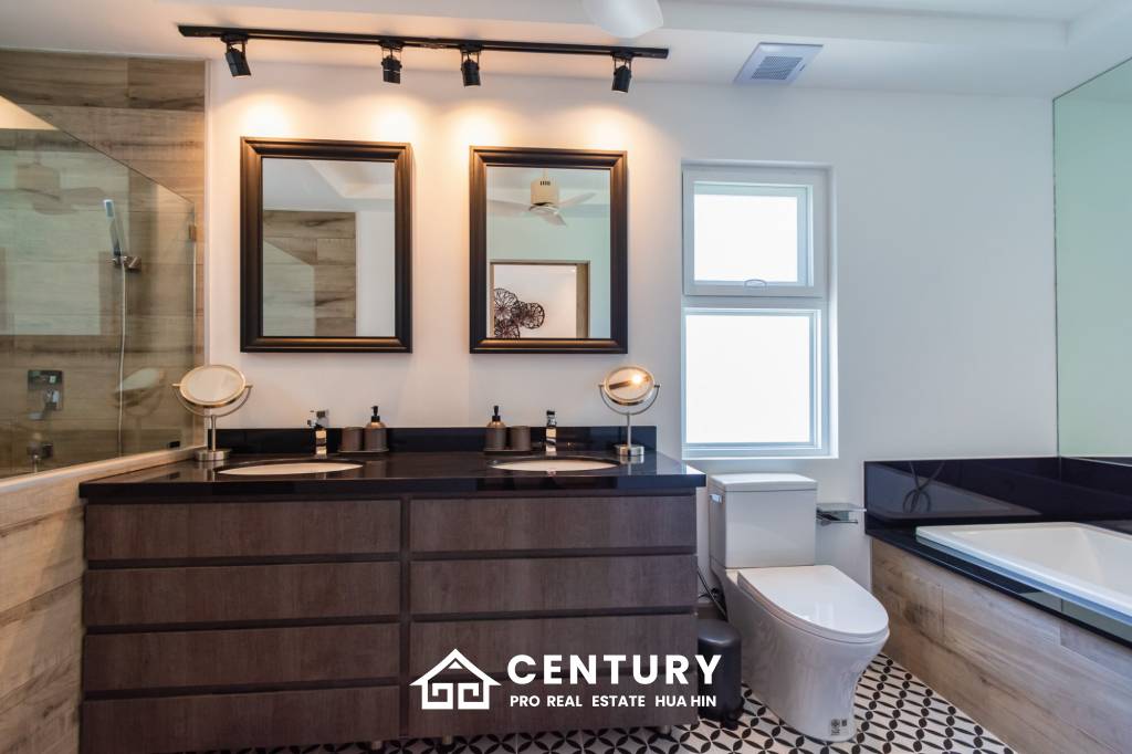 185 sqm pool villa in Mali Bua Thap Tai Hua Hin