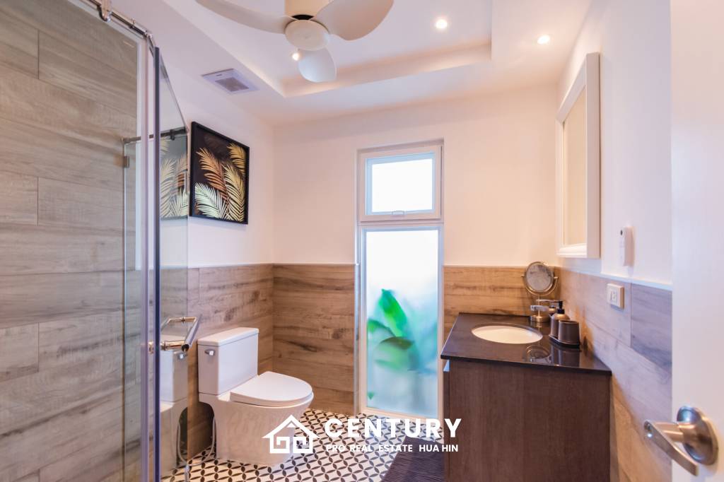 185 sqm pool villa in Mali Bua Thap Tai Hua Hin