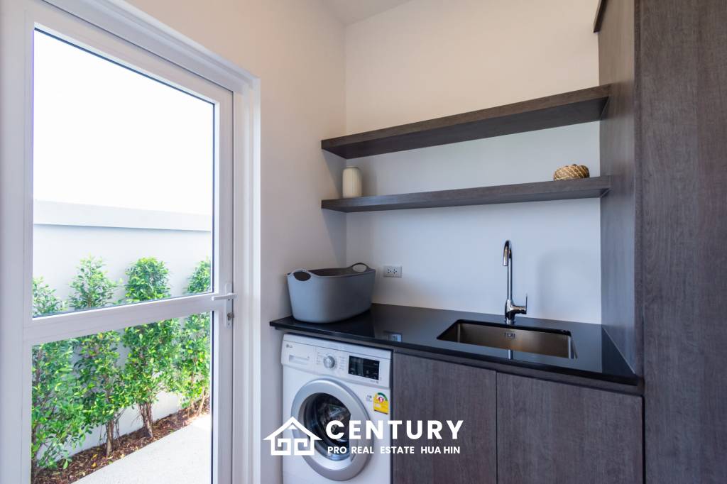 185 sqm pool villa in Mali Bua Thap Tai Hua Hin