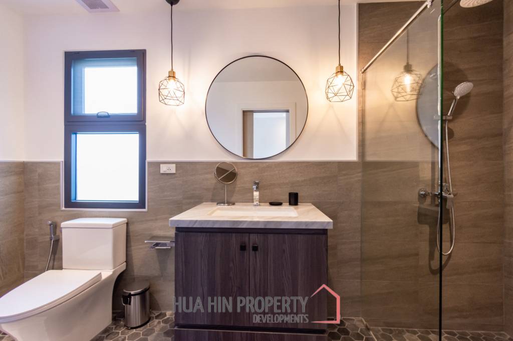 3 Bed 3 Bath 185 SQ,M Mali Bua Villa Leelawadee Essence