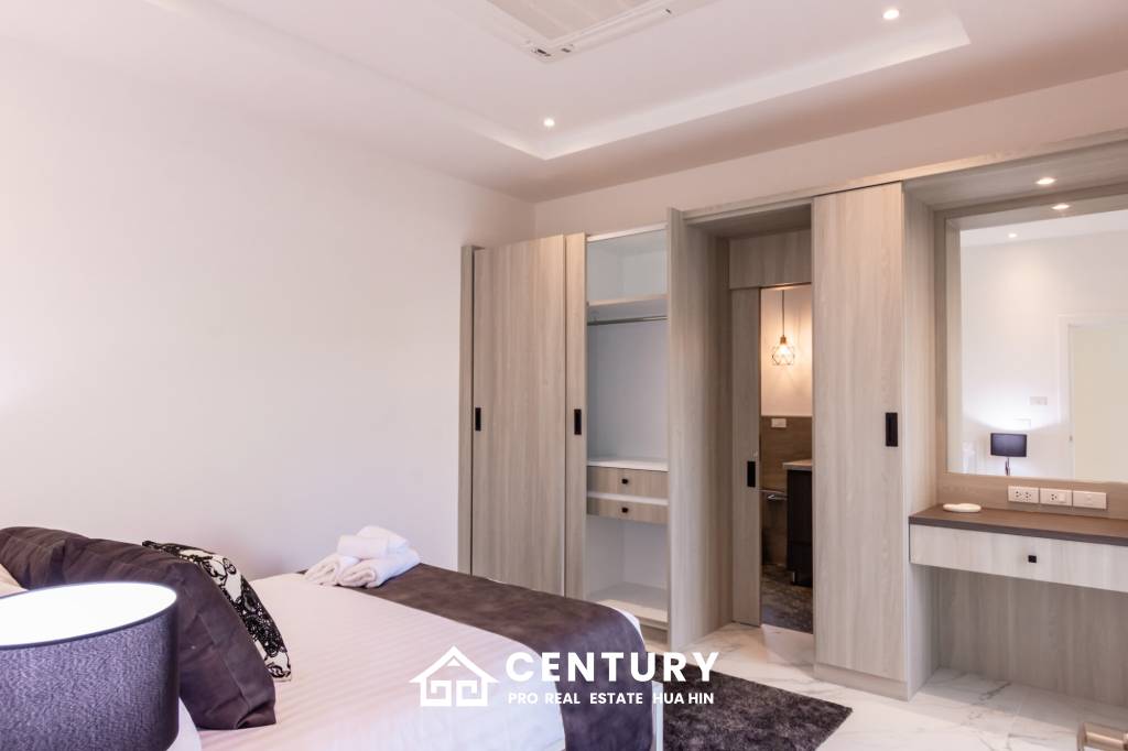 Modern 185 sqm pool villa in Mali Bua Hua Hin