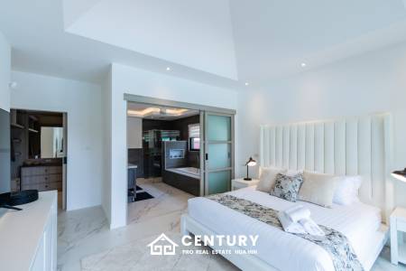 Modern 185 sqm pool villa in Mali Bua Hua Hin