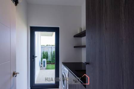 3 Bed 3 Bath 185 SQ,M Mali Bua Villa Leelawadee Essence
