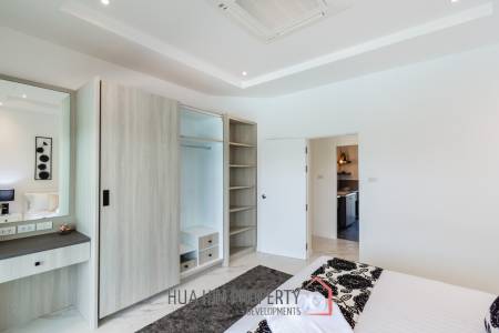 3 Bed 3 Bath 185 SQ,M Mali Bua Villa Leelawadee Essence