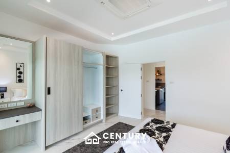 Modern 185 sqm pool villa in Mali Bua Hua Hin