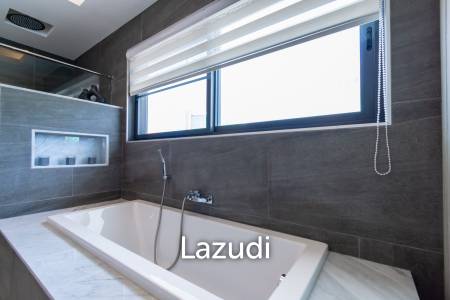 3 Bed 3 Bath 185 SQ,M Mali Bua Villa Leelawadee Essence