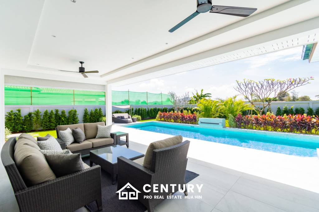 Modern 185 sqm pool villa in Mali Bua Hua Hin