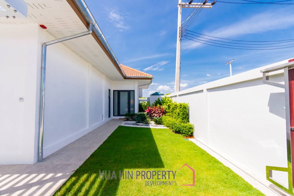 3 Bed 3 Bath 185 SQ,M Mali Bua Villa Leelawadee Essence