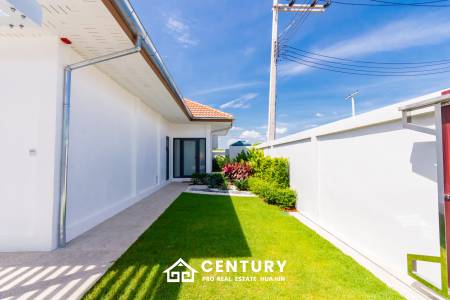 Modern 185 sqm pool villa in Mali Bua Hua Hin