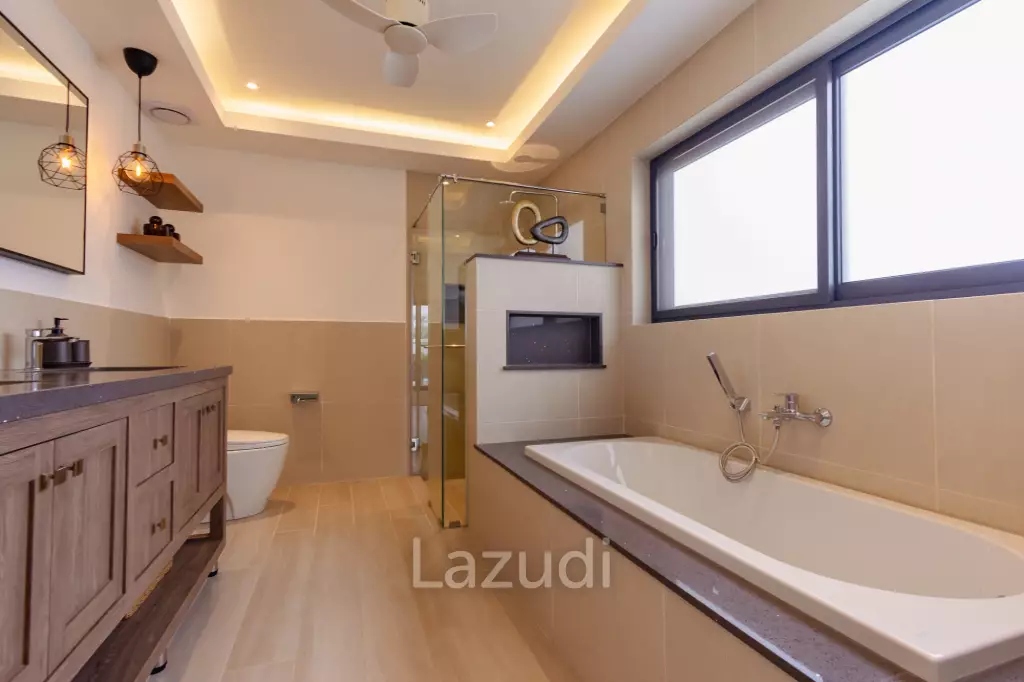 Modern 185 sqm pool villa in Mali Bua Hua Hin