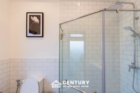 202 sqm pool villa in Mali Bua, Thap Tai Hua Hin