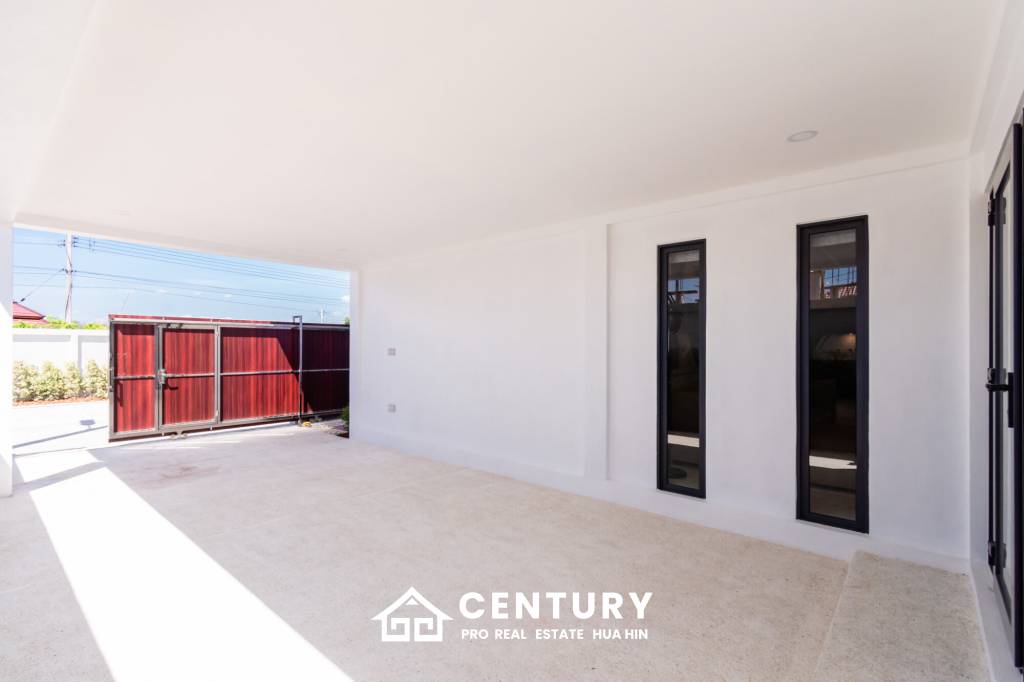 202 sqm pool villa in Mali Bua, Thap Tai Hua Hin