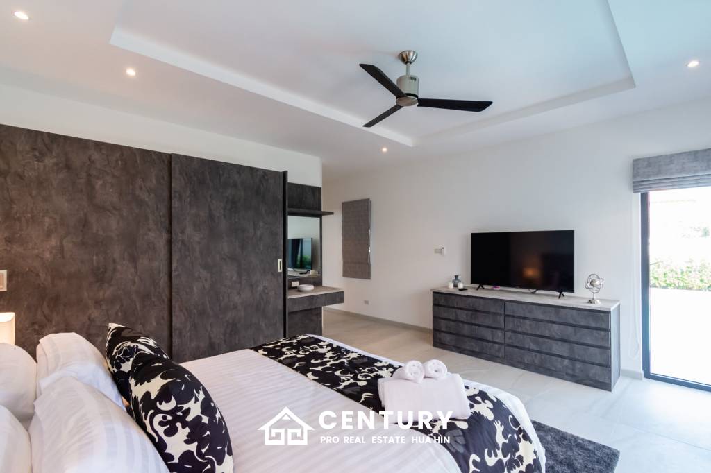 202 sqm pool villa in Mali Bua, Thap Tai Hua Hin