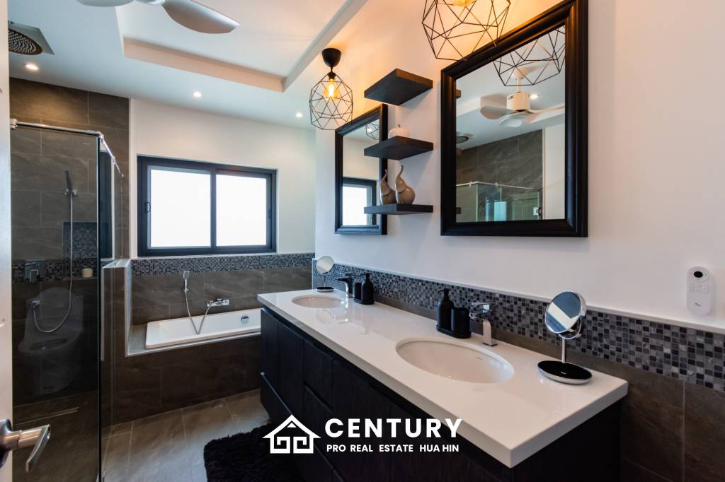 202 sqm pool villa in Mali Bua, Thap Tai Hua Hin