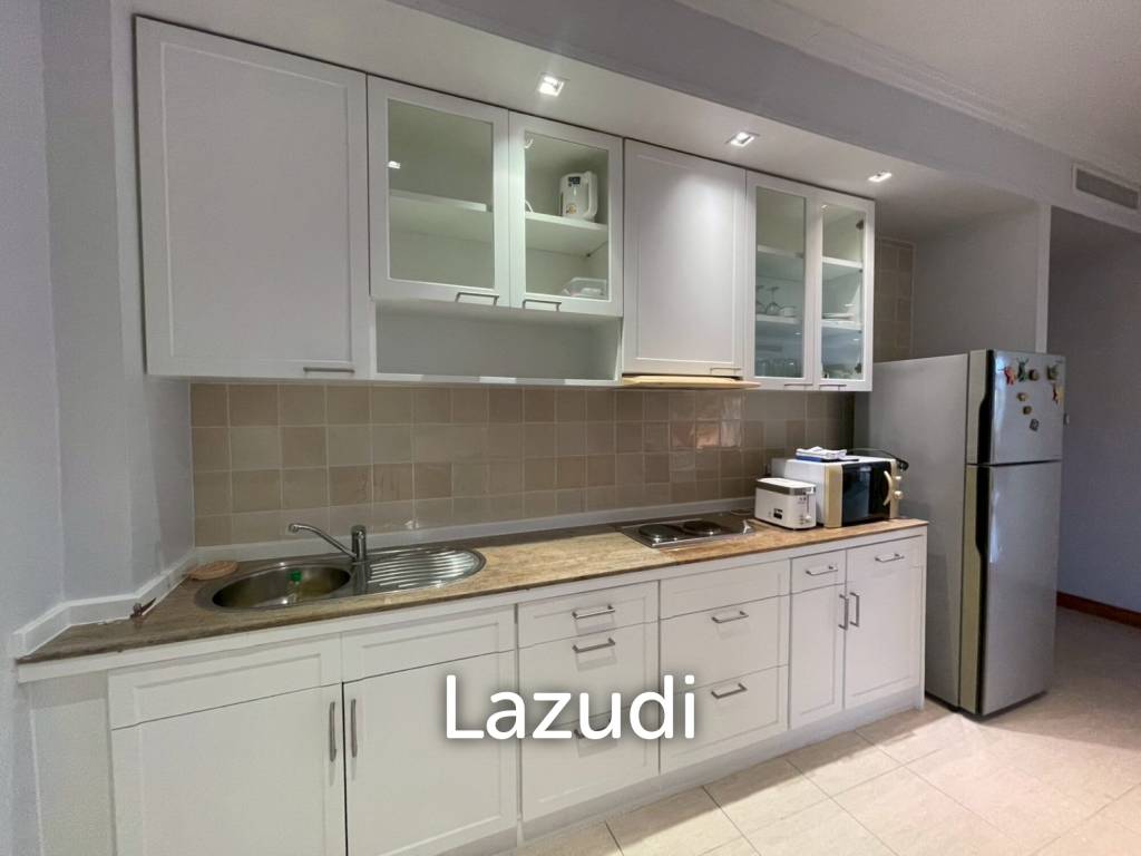 Blue Lagoon: Large 2 Bed Luxury Condo with Hotel Facilities