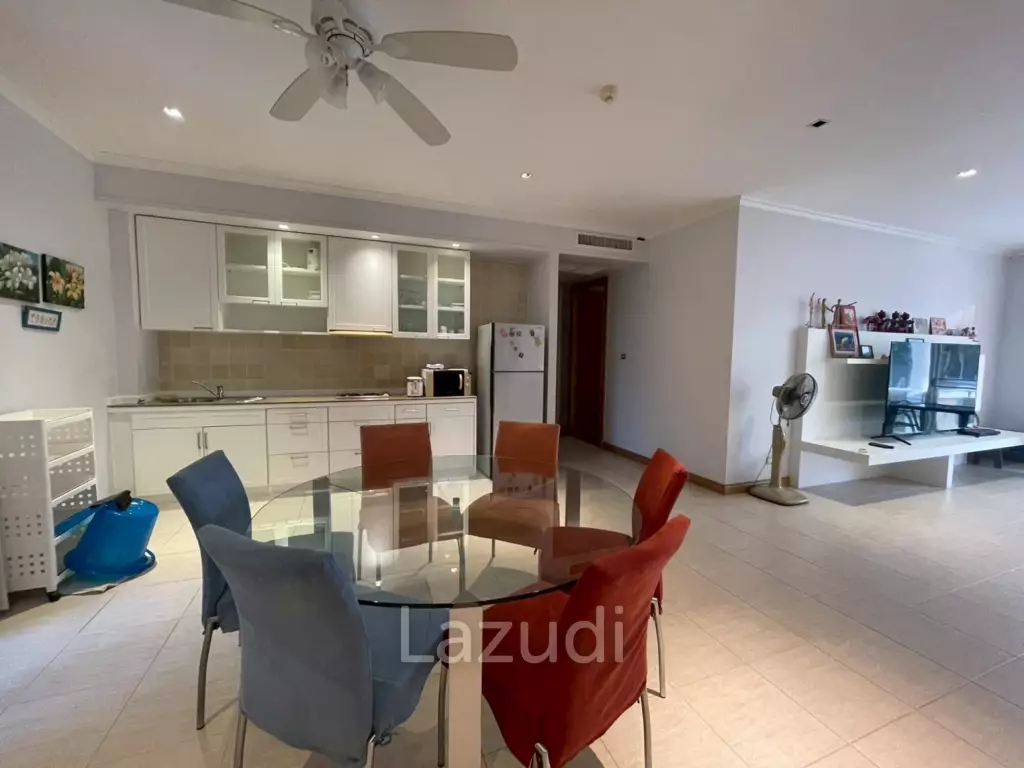 Blue Lagoon: Large 2 Bed Luxury Condo with Hotel Facilities