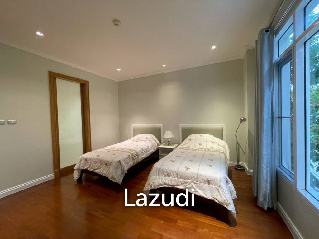 Blue Lagoon: Large 2 Bed Luxury Condo with Hotel Facilities