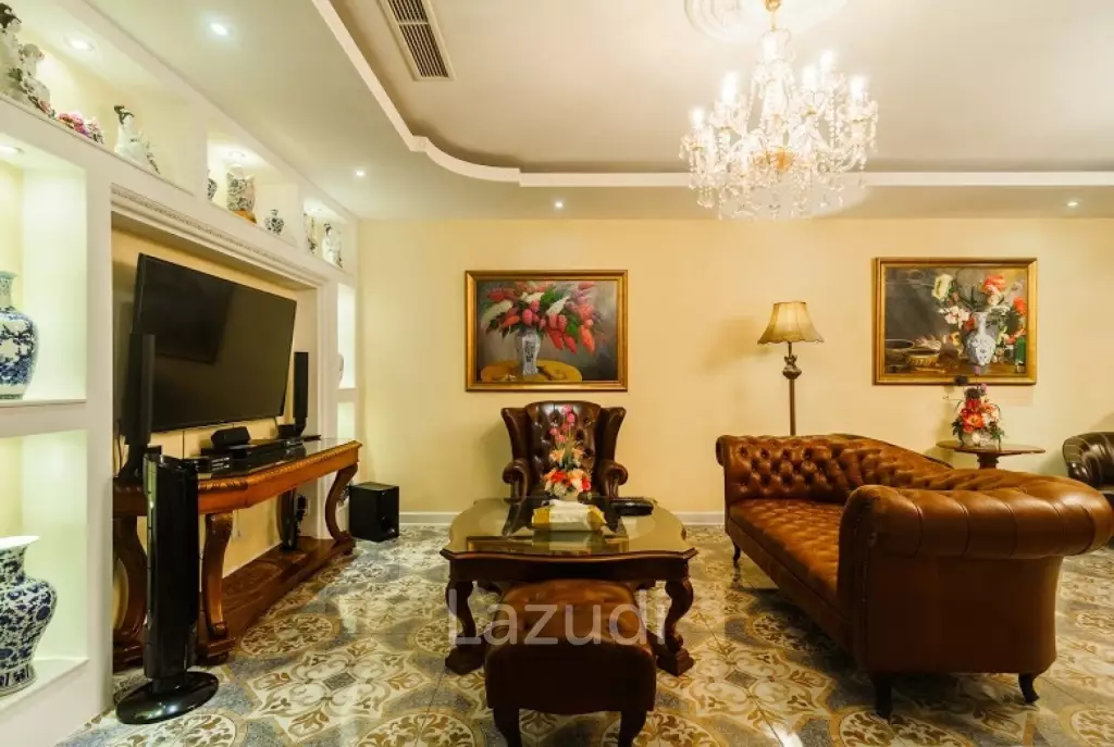 Beachfront 4 Bedroom Pool Villa At Laguna