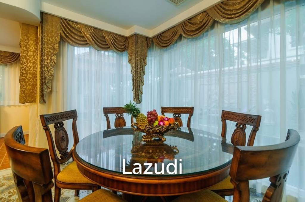 Beachfront 4 Bedroom Pool Villa At Laguna