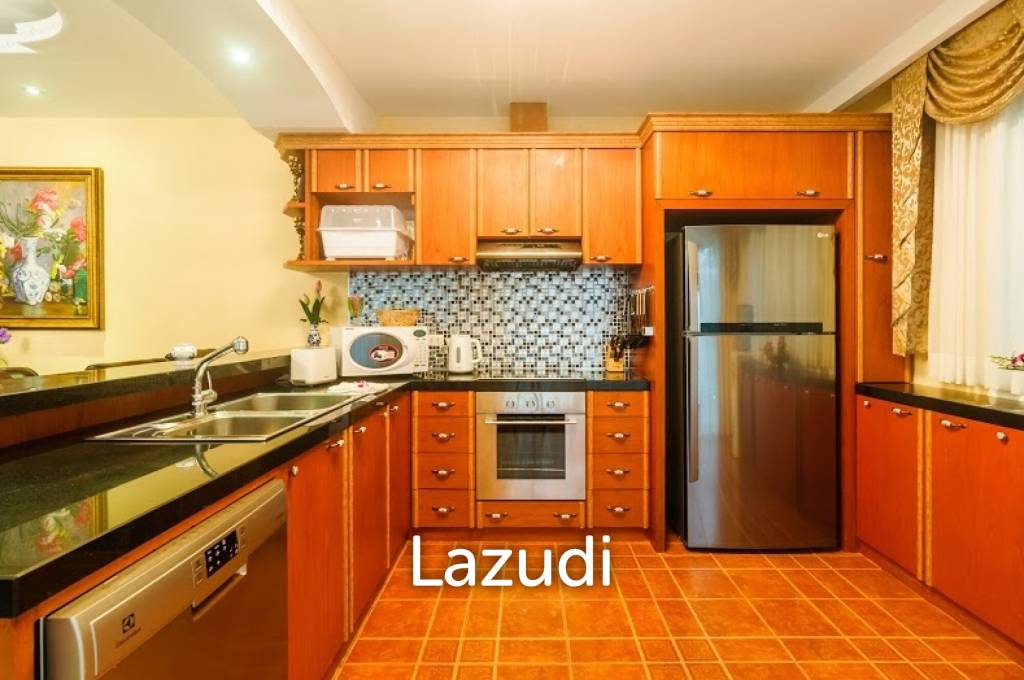 Beachfront 4 Bedroom Pool Villa At Laguna