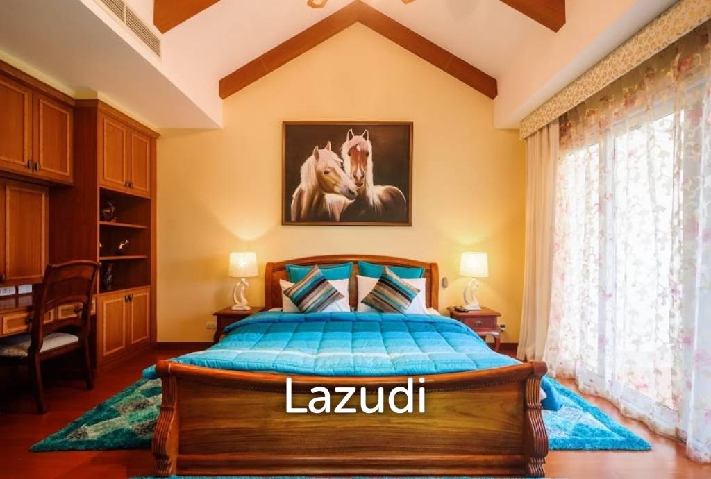 Beachfront 4 Bedroom Pool Villa At Laguna