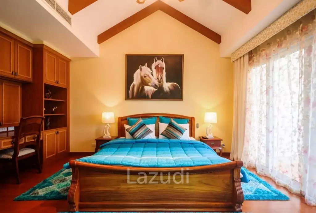 Beachfront 4 Bedroom Pool Villa At Laguna