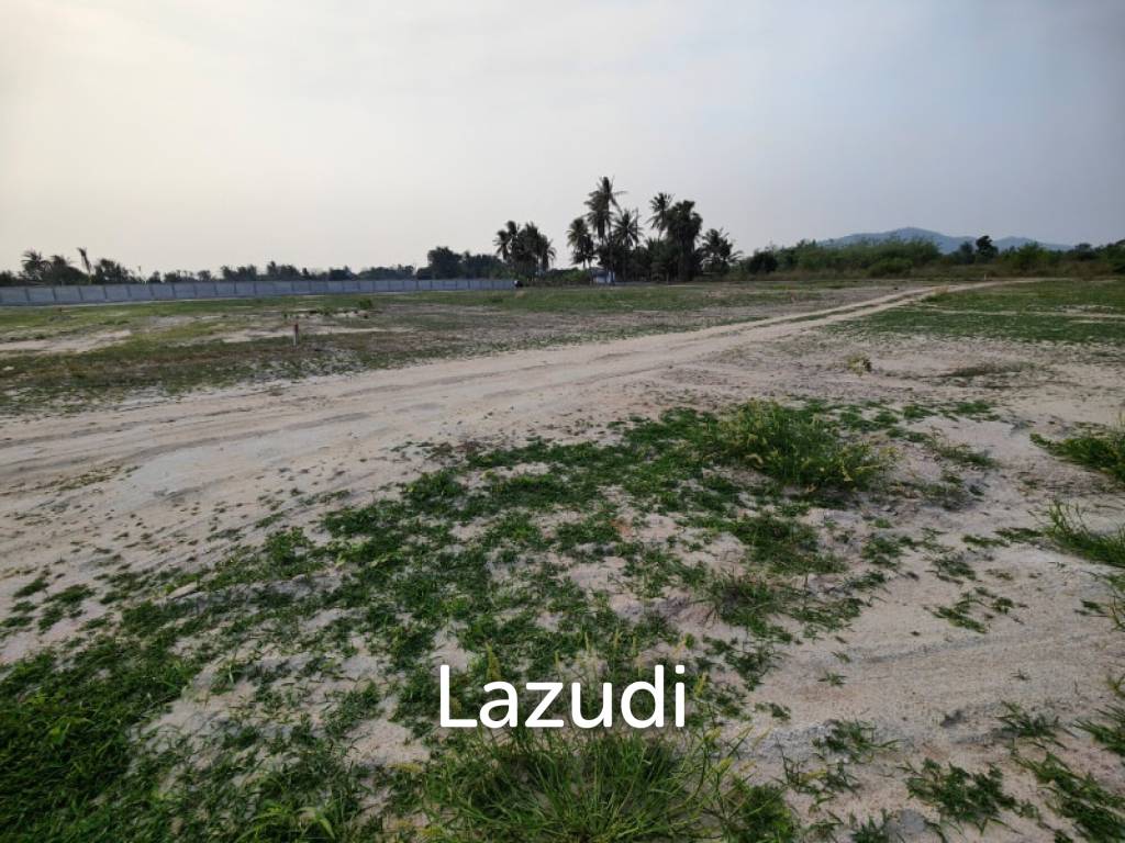 200 SQWA of Subdivided Home Development Plots Near Black Mountain Golf