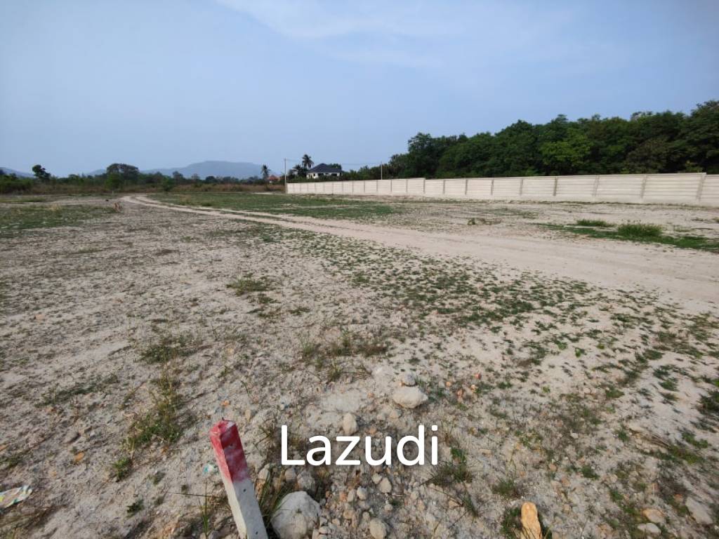 200 SQWA of Subdivided Home Development Plots Near Black Mountain Golf