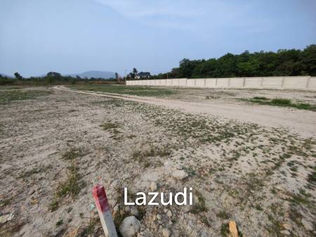 200 SQWA of Subdivided Home Development Plots Near Black Mountain Golf