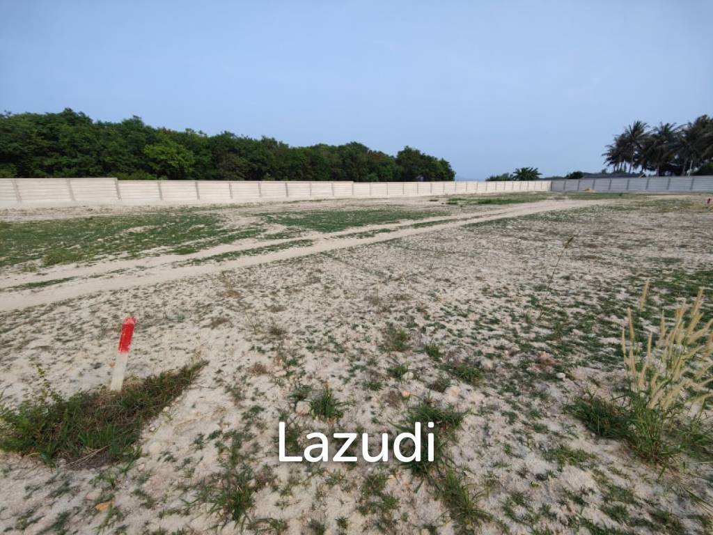 200 SQWA of Subdivided Home Development Plots Near Black Mountain Golf