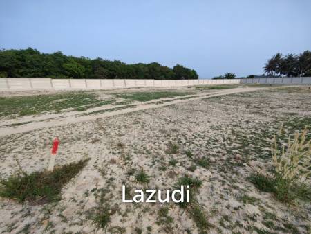 200 SQWA of Subdivided Home Development Plots Near Black Mountain Golf
