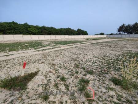 200 SQWA of Subdivided Home Development Plots Near Black Mountain Golf