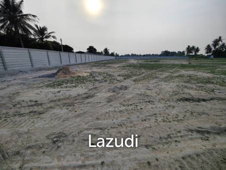 200 SQWA Freehold Land for Sale Near Black Mountain Golf