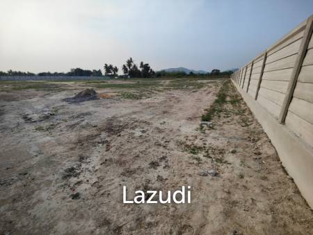 200 SQWA Freehold Land for Sale Near Black Mountain Golf