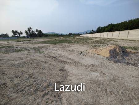 200 SQWA Freehold Land for Sale Near Black Mountain Golf