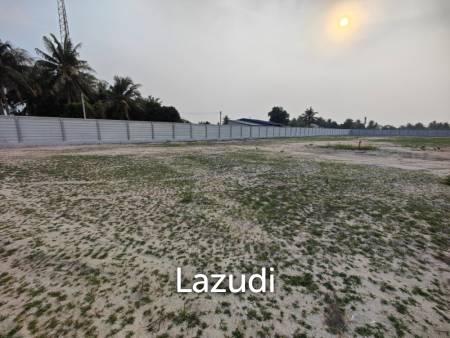 200 SQWA Freehold Land for Sale Near Black Mountain Golf