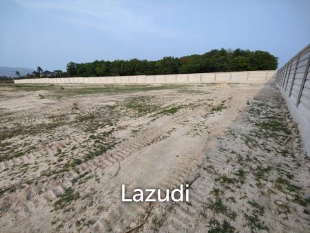 200 SQWA Freehold Land for Sale Near Black Mountain Golf
