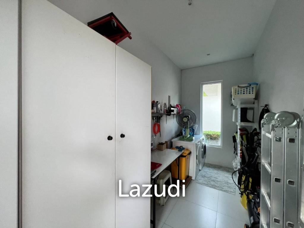 RED MOUNTAIN WATERSIDE : Luxury 4 Bed Pool Villa