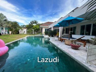 4 Bed 4 Bath Villa For Sale