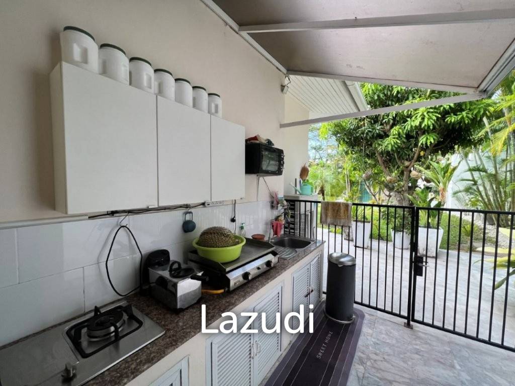 RED MOUNTAIN WATERSIDE : Luxury 4 Bed Pool Villa