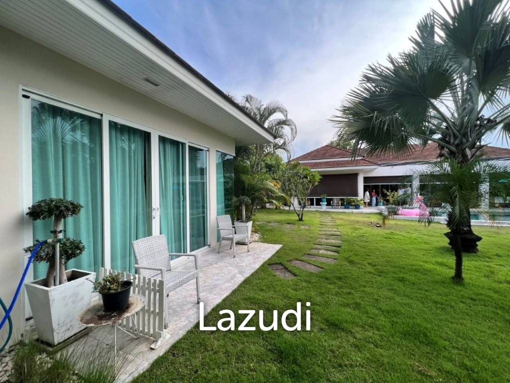 RED MOUNTAIN WATERSIDE : Luxury 4 Bed Pool Villa