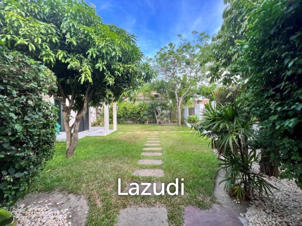 RED MOUNTAIN WATERSIDE : Luxury 4 Bed Pool Villa