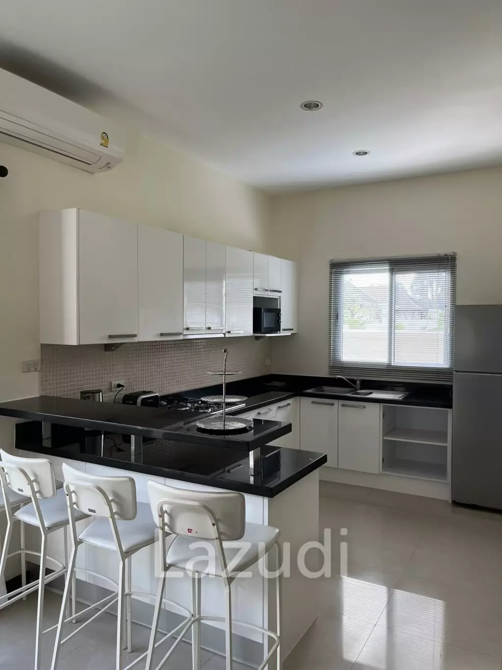 4 Bedroom Pool Villa For Sale And Rent In Cherng Talay